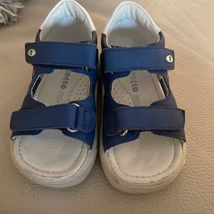 Toddler boy sneakers